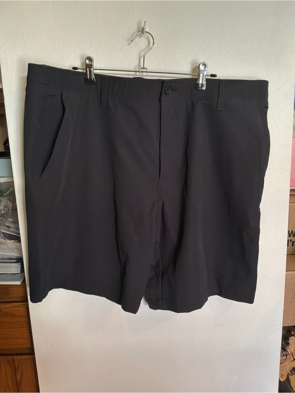 Under Armour Men's Black Flat-Front Performance Shorts - Picture 2 of 5